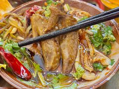 -黄潇洒老火锅(九眼桥宏济巷店)