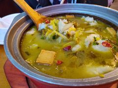 -周鱼小馆石锅酸菜鱼(活力汇店)