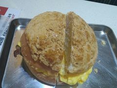-潮庭港式茶餐厅·熊仔奶茶(同济广场店)