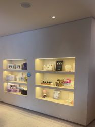 -安吉拉·纤纤玉指美甲美睫创意中心