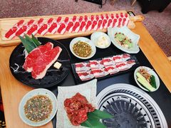 -犟牛家·榴莲烤肉(五棵松店)