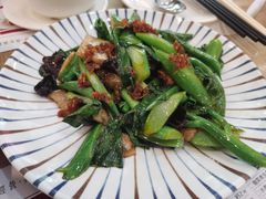 芥兰炒烧肉-新世界餐厅(万达店)