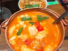 版纳野果酸汤鱼-云海肴·汽锅鸡·云南菜(美罗城店)