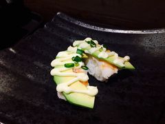 鲜虾牛油果军舰-春草居酒屋·晴子の店