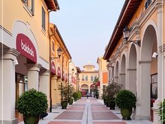 -佛罗伦萨小镇广佛名品奥特莱斯(疏港路店)