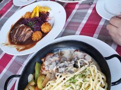 -布劳伽斯特豪夫哈尔施塔特宾馆