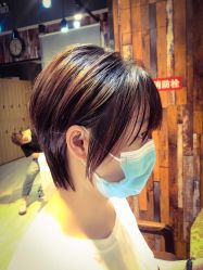-PE SALON