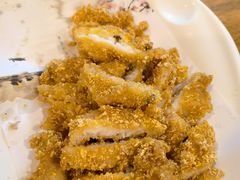 -老东镇啤酒屋海鲜加工·蒸汽海鲜·海鲜烧烤(台东店)