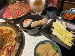 -炙爱鮮貨火锅(中东砂之船店)
