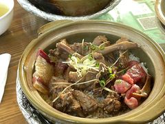 鸽仔腊味煲仔饭-崖口煲仔饭