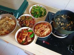 -上海雏渐肥月嫂