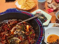 -何师傅美蛙鱼头(汉街店)