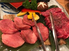 -炼火烤肉店