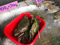 -J Daeng Seafood