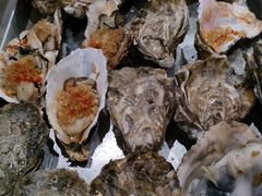 -蚝哥花姐湛江烤生蚝(美丽湾市场店)