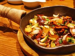 -云海肴·汽锅鸡·云南菜(天山百盛优客店)