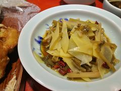 -窄巷子陕菜馆·地道陕西菜(粉巷店)