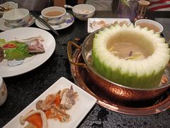-得意咚瓜·顺德鱼生·冬瓜火锅(深圳首店)