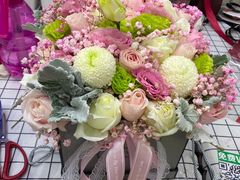 -怡花宜木鲜花店(朝阳路店)