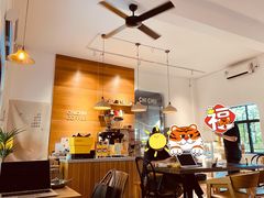 -彳亍咖啡·这里(水湾路店)