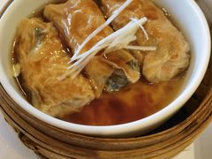 鲍汁腐皮卷-白天鹅宾馆-宏图府餐厅
