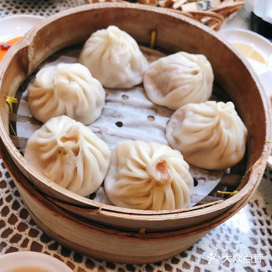 富麦小笼(天山西路店)