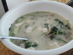 杂鱼豆腐汤-水上鱼当家