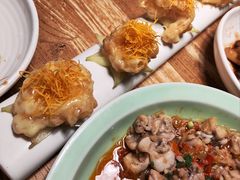 介味金丝虾球-新白鹿餐厅(龙游路总店·杭帮菜名店)
