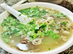 羊杂汤-清真喜兰老丁羊汤特色小吃