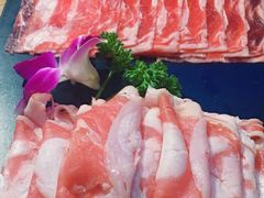 -三人行骨头王火锅(长寿店)