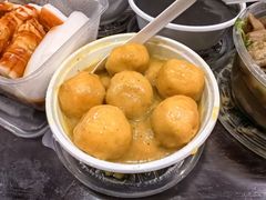 咖喱浮皮鱼蛋-芬芳甜品(同福路店)
