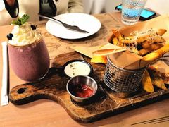 招牌小吃拼盘-Mark&Mars Restaurant