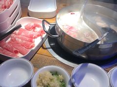 -蒙肥羊·酸汤潮牛·鲜牛肉火锅烤肉自助(岗顶店)