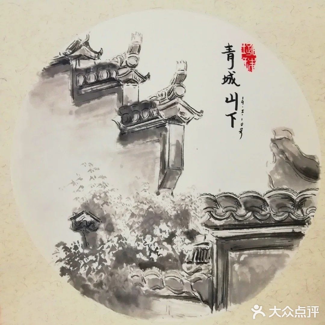 水墨画中的古镇风光