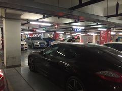 场地-虹桥火车站-停车场