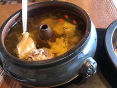 -云海肴·汽锅鸡·云南菜(天山百盛优客店)