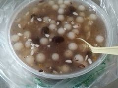 -芳婆糕团店(王府大街店)