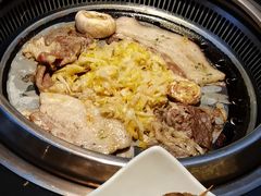 -梨花自助烤肉(西三旗万象汇黑金店)