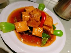 闫府第一福-闫府私房菜·百年鲁菜(欧亚店)