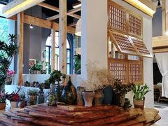-墨居上隐·院子里火锅(峨眉店)
