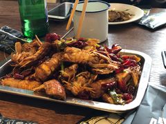 -喝丢一只鞋辣炒海鲜小烧烤(三八广场店)