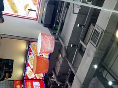 -魔都三兄弟酸辣粉·蘸卤炸串(虹桥万科店)