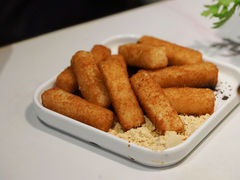 -德林酸菜鱼火锅(南丹店)