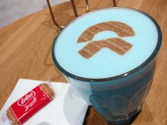 -蔚来中心(北京中关村店)