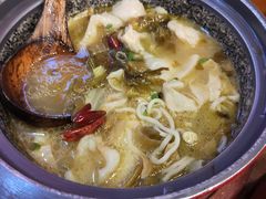 -周鱼小馆石锅酸菜鱼(活力汇店)