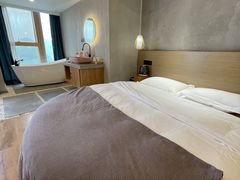 -闲隅江景艺术酒店(解放碑洪崖洞总店)