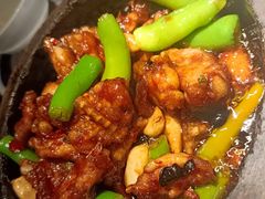 石锅杭椒牛蛙-桂满陇·桃花院落(长泰广场店)