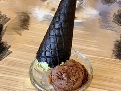 比利时巧克力冰淇淋-必胜客(海滨店)