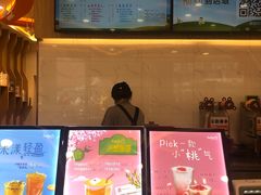 -CoCo都可(北京西站北广场店)