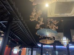 -老街烧烤大排档·地道湖北菜·龙虾馆(汉口火车站店)